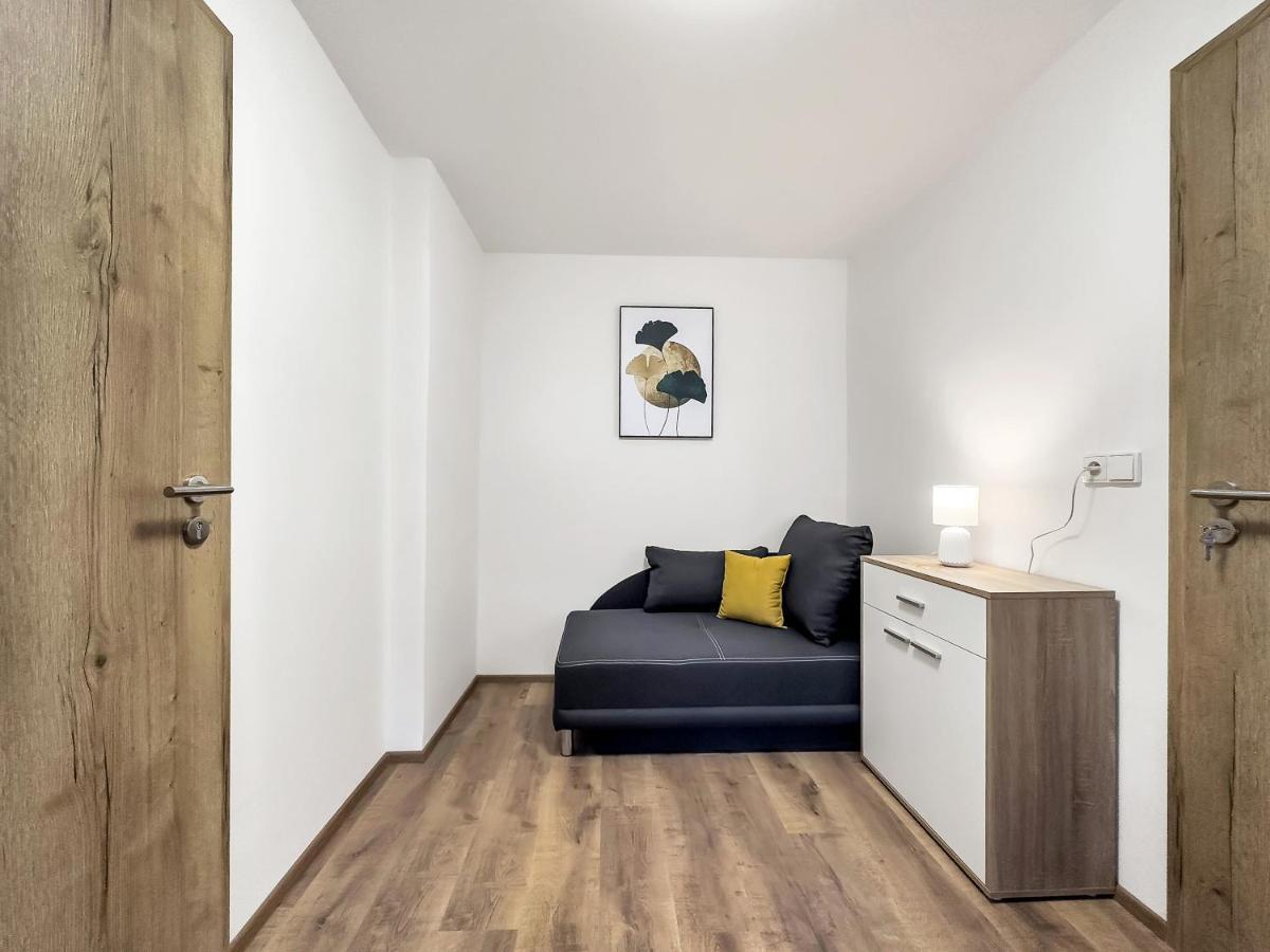 Apartment Katrin 2 การ์โลวีวารี ภายนอก รูปภาพ
