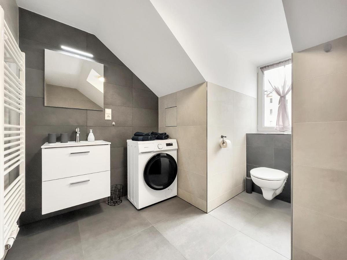Apartment Katrin 2 การ์โลวีวารี ภายนอก รูปภาพ